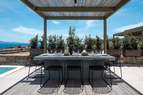 Day, Dining area, Sea view