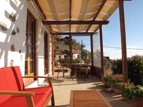 Balcony/Terrace, Garden view