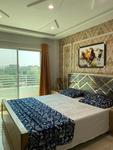 Zk loft Apartment in Lahore