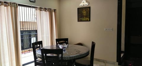 B&B OM Luxury Home Apartment in Mangaluru