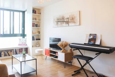 1 bedroom apartment with garden Apartment in Clichy