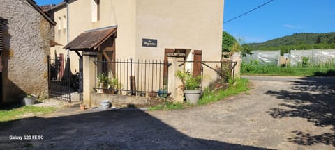 gîte chez Augustine montignac lascaux House in Montignac