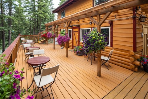 Balcony/Terrace, Mountain view