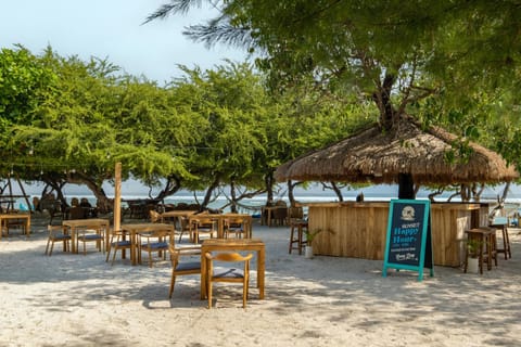 Gili Teak Beach Front Resort Hotel in Pemenang