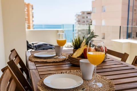 View (from property/room), Balcony/Terrace, Dining area, Sea view