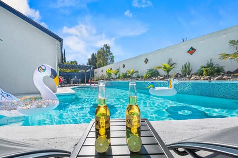 Day, People, Pool view, Swimming pool, group of guests, sunbed