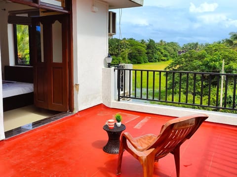 Natural landscape, View (from property/room), Balcony/Terrace