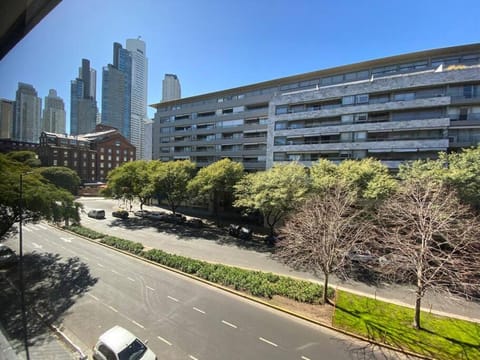 Lujoso Departmento Puerto Mader Con Cochera Apartment in Buenos Aires