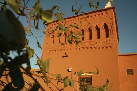 Decorative detail, Mountain view