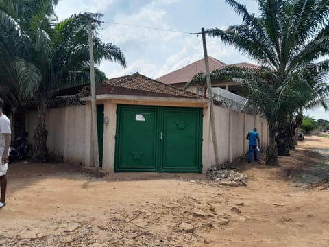 Maison Augustin Apartment in Lomé