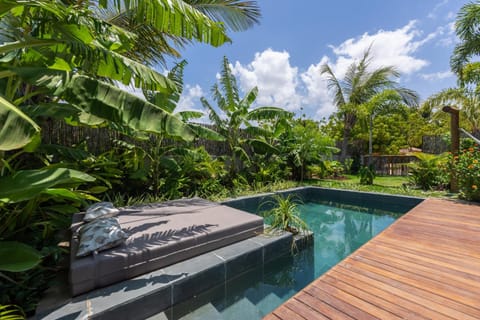 Garden view, Swimming pool, sunbed