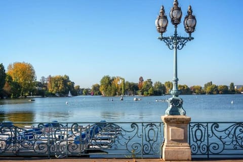 Duplex rénové secteur Lac d'Enghien Apartment in Île-de-France