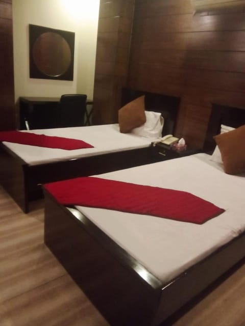 Hotel Signature Express Hotel in Lahore