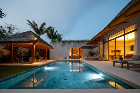 Property building, Night, Pool view, sunbed