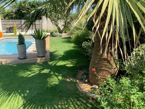 Garden, Garden view, Pool view, Swimming pool