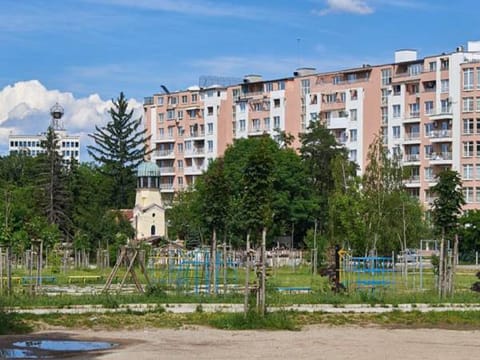 АПАРТАМЕНТ ЗА ГОСТИ "Момчил'' Condo in Sofia