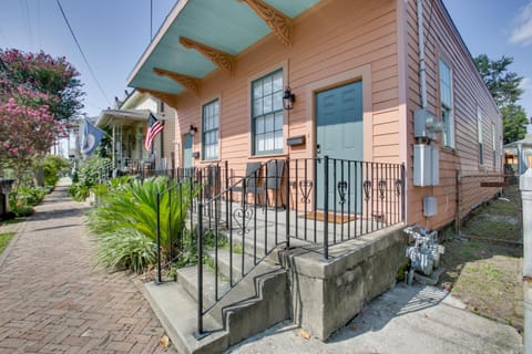 2 Mi to Dtwn New Orleans Escape! House in New Orleans