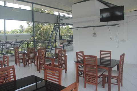 Communal lounge/ TV room, Balcony/Terrace, Breakfast