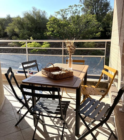 Balcony/Terrace, Balcony/Terrace