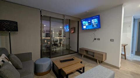 Communal lounge/ TV room, TV and multimedia, Living room, Seating area, Evening entertainment