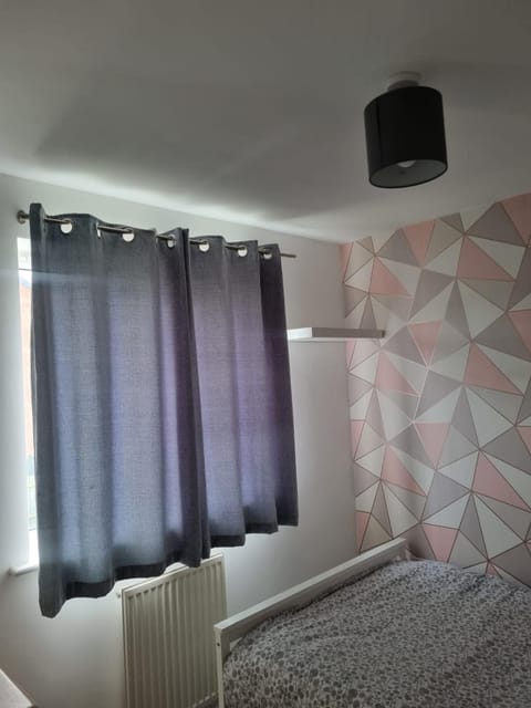 Room to let in a House Vacation rental in Leeds