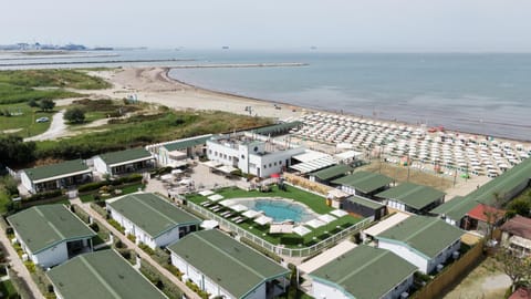 Bird's eye view, Pool view, Sea view, Swimming pool