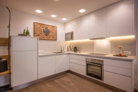 Activities, Kitchen or kitchenette