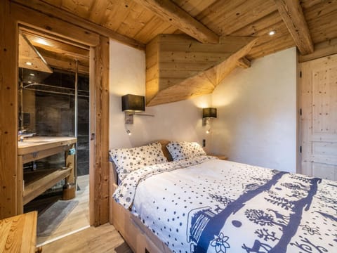 Chalet cosy aux Gets, 3 chambres, 200m des pistes, Wi-Fi, jardin, garage, linge inclus - FR-1-671-232 Chalet in Les Gets