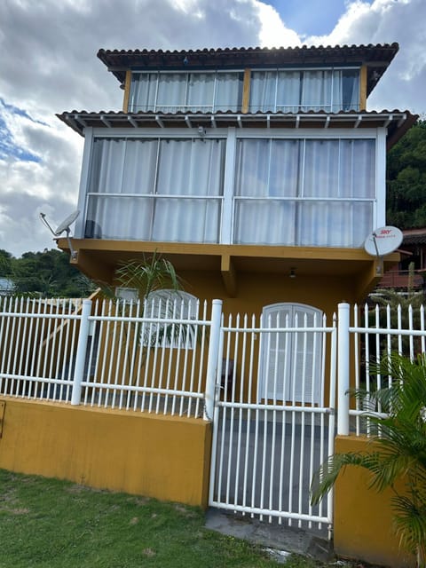 Casa na praia Apartment in Angra dos Reis