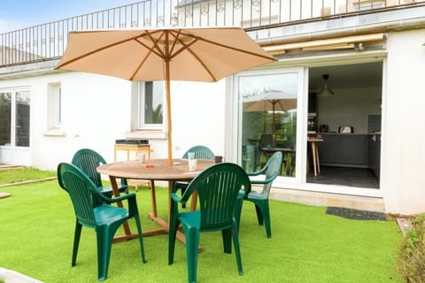 Patio, Garden, Garden view