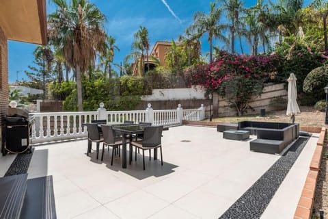 Balcony/Terrace, Garden view