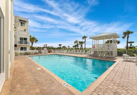 Royal Mansions, Ocean View Penthouse Condo House in Cape Canaveral