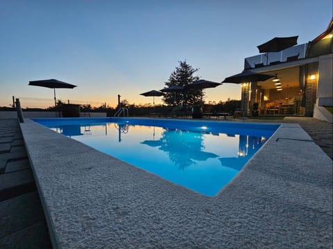 Property building, Day, Pool view, Swimming pool, sunbed