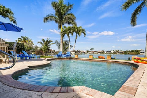 Natural landscape, Lake view, Pool view, Swimming pool, sunbed