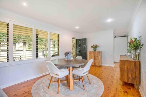 Tala Cottage - family & pet friendly in old Bowral House in Bowral