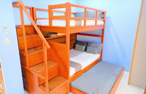 Bed, Bedroom, bunk bed