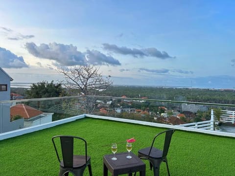 Enjoy Sunset 2BR with Private Pool in Villa Jturi Nusa Dua Villa in Kuta Selatan