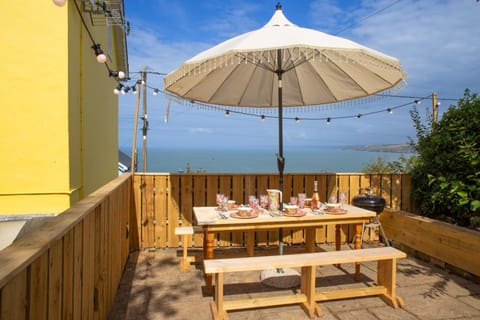 Patio, Sea view