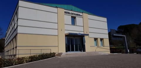 Property building, On site