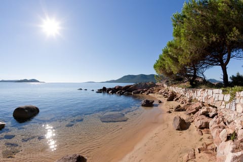 Nearby landmark, Day, Natural landscape, Summer, Beach, Hiking, Sea view