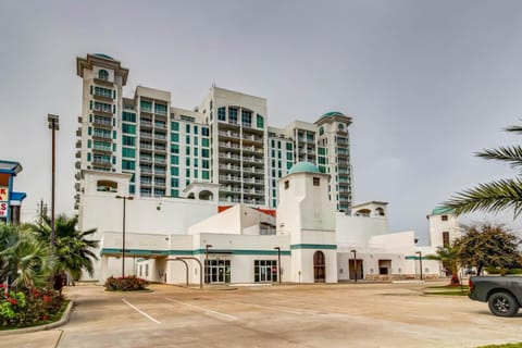 The Emerald By The Sea 715 Apartment in Texas City