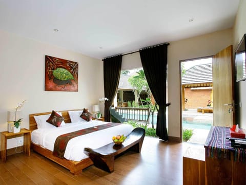 Villa Cokelat Chalet in North Kuta