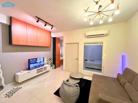 TV and multimedia, Living room, Seating area, air conditioner