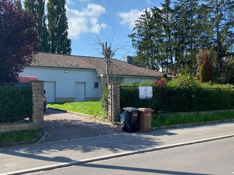 Property building, Street view