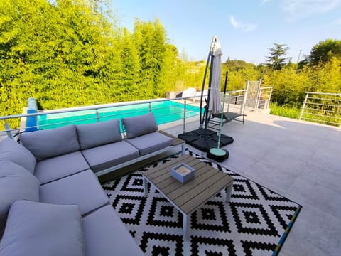 Living room, Pool view, Swimming pool