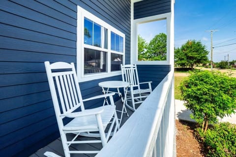 Property building, Balcony/Terrace