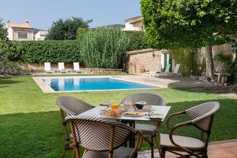 Garden, Swimming pool, Breakfast