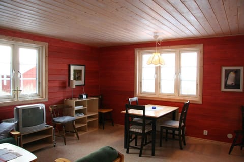 Hornborgasjöns Stugby Haus in Västra Götaland County