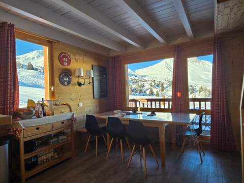 Duplex 90m2 sur les pistes DU DIMANCHE AU DIMANCHE Apartment in Mâcot-la-Plagne