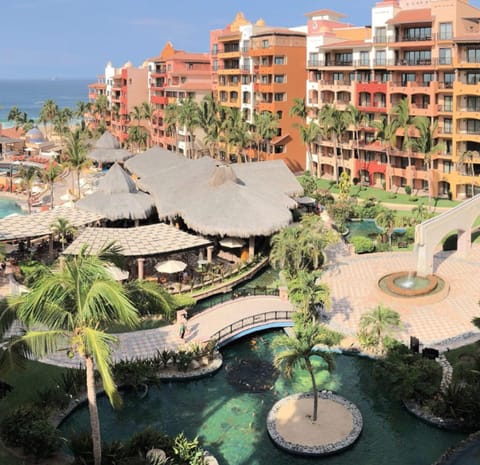 Suites at Gr Solmar Lands End Resort and Spa Hôtel in Cabo San Lucas